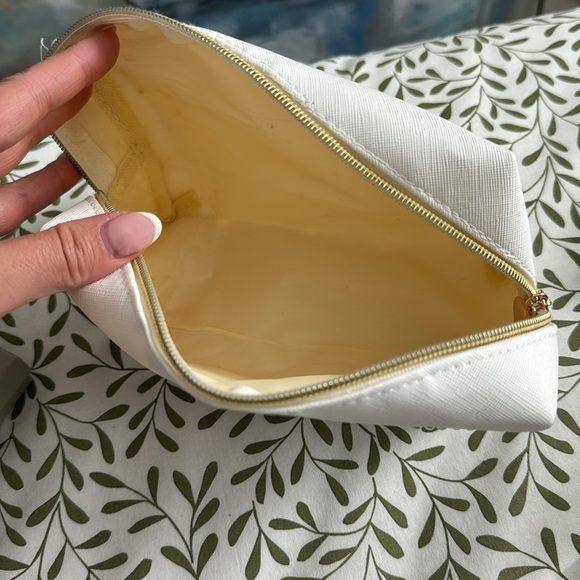 BRIDE makeup bag - Picture 2 of 4
